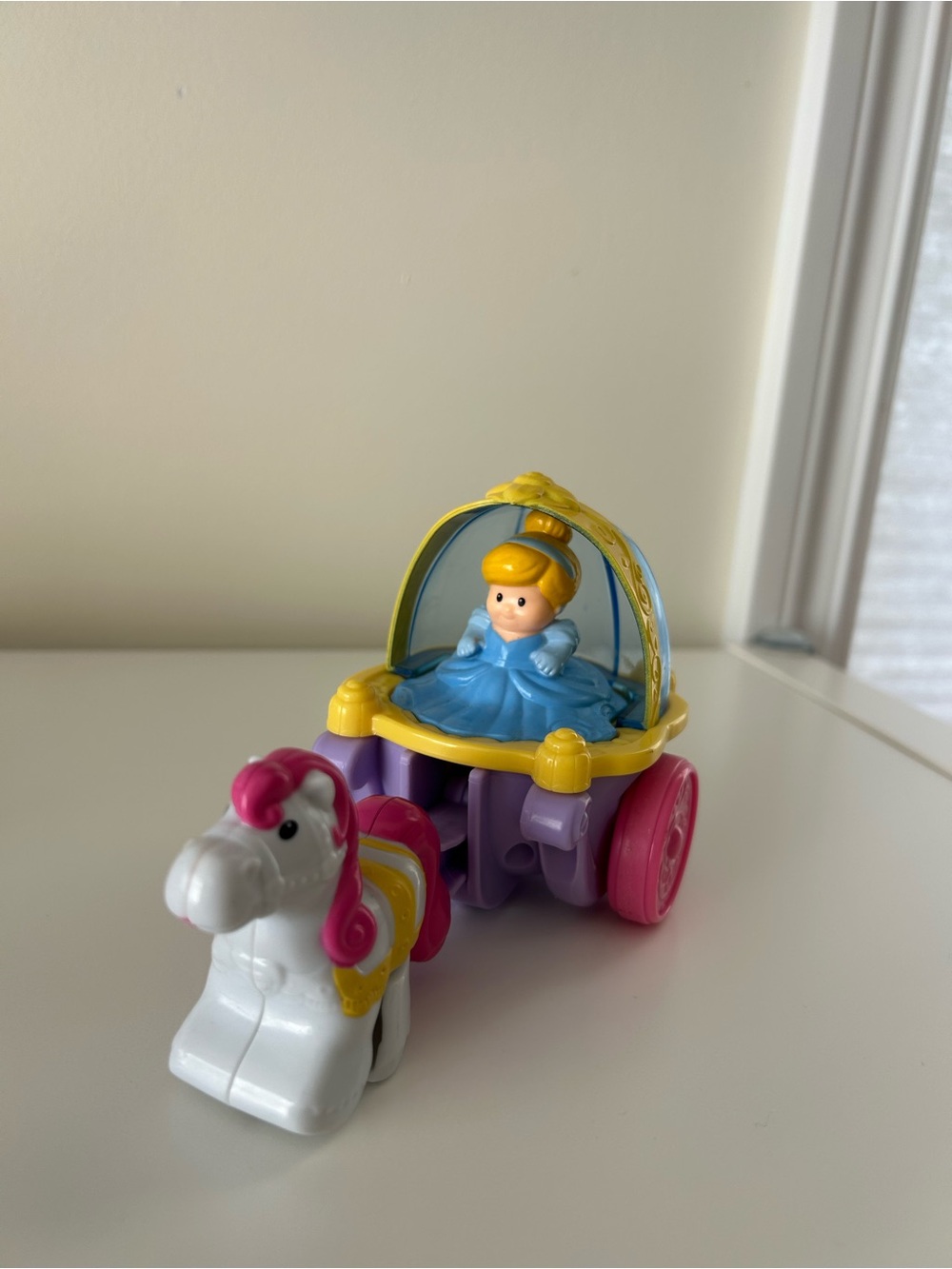 Klip Klop Cinderella Carriage